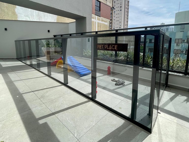 Conforto e modernidade em um estúdio com localização ideal e