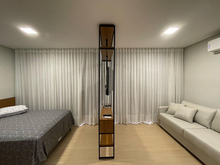 Conforto e modernidade em um estúdio com localização ideal e